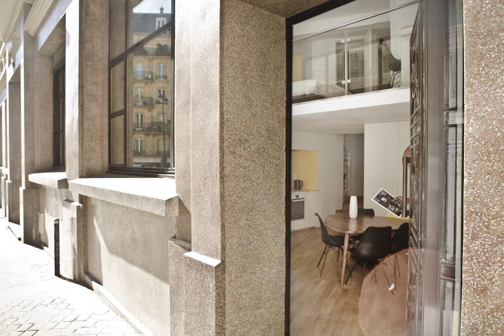 Chez Vous - Marguerite Et Emile * Paris